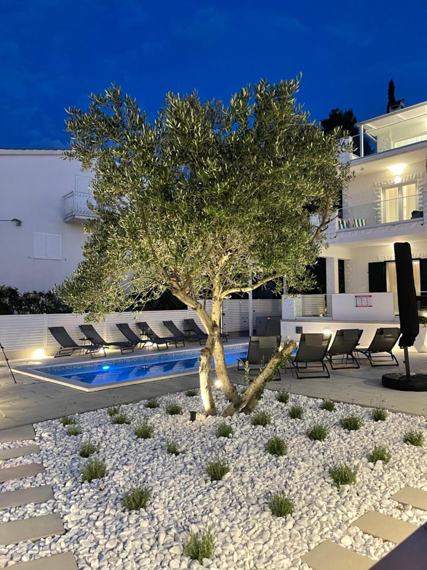 Apartments Marina Trogir Buitenkant foto